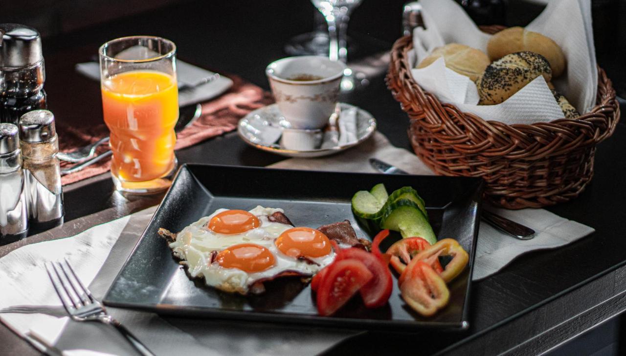 Bed and Breakfast Fakapu Pince és Panzió Tokaj Exterior foto